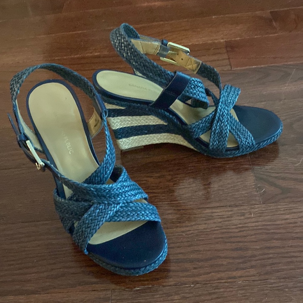 Banana Republic Blue Wedge Sandals Sz 6M
